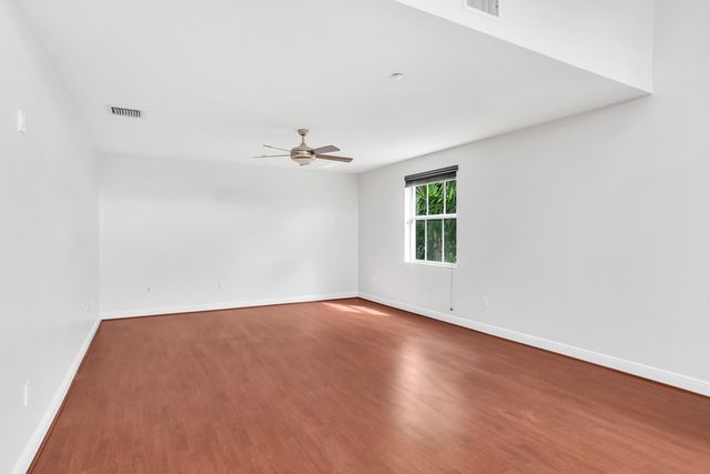 427 SW 13th Terrace, Fort Lauderdale, FL 33312