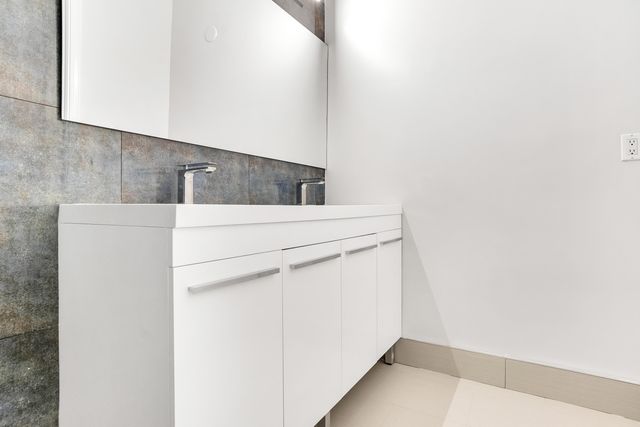 427 SW 13th Terrace, Fort Lauderdale, FL 33312