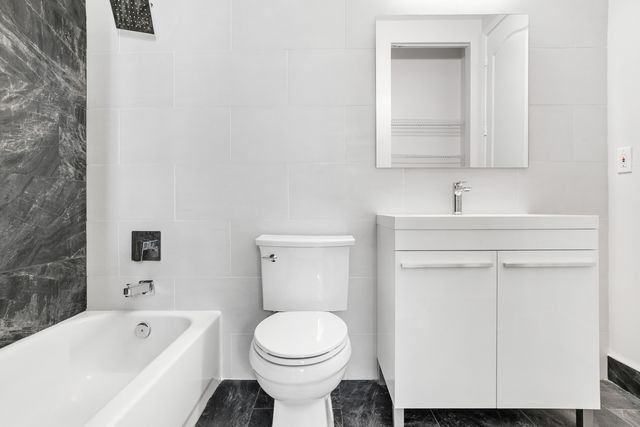 427 SW 13th Terrace, Fort Lauderdale, FL 33312