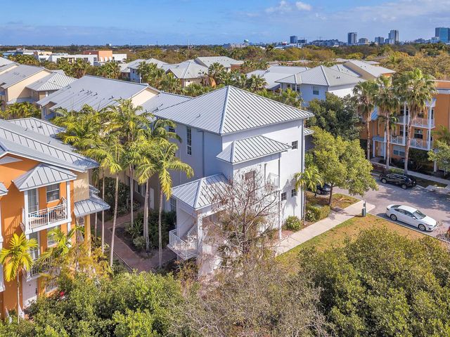 427 SW 13th Terrace, Fort Lauderdale, FL 33312