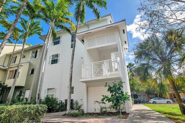 427 SW 13th Terrace, Fort Lauderdale, FL 33312