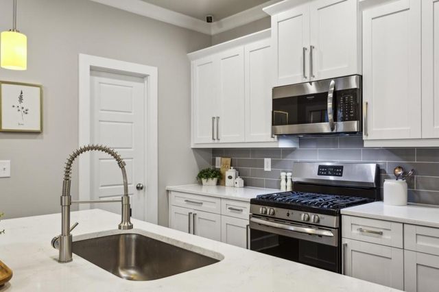 2023 Yellow Finch Trail, Atlanta, GA 30316