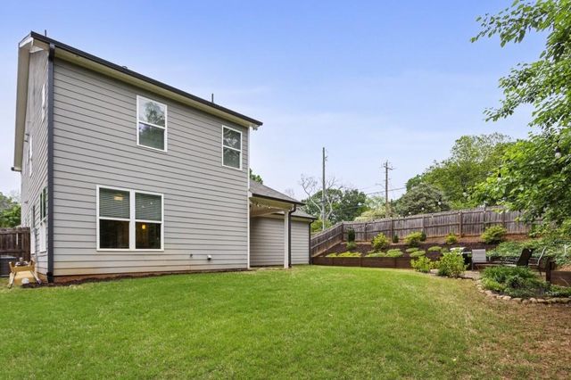 2023 Yellow Finch Trail, Atlanta, GA 30316