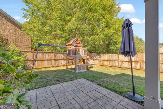 972 Spanish Moss Trail, Loganville, GA 30052