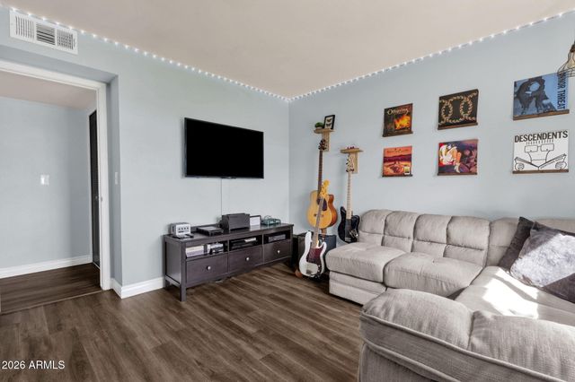 4721 W SWEETWATER Avenue, Glendale, AZ 85304