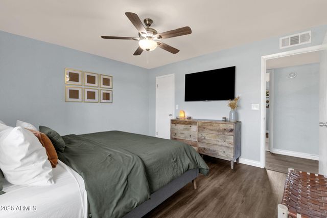 4721 W SWEETWATER Avenue, Glendale, AZ 85304