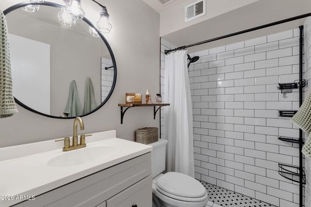 4721 W SWEETWATER Avenue, Glendale, AZ 85304