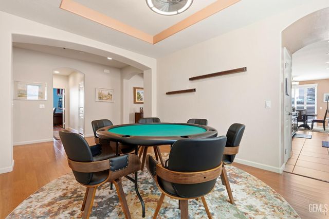 1998 Albarino Street, Tulare, CA 93274