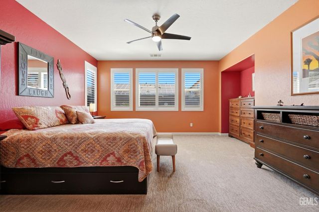 1998 Albarino Street, Tulare, CA 93274