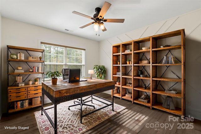 101 Cross Current Lane, Belmont, NC 28012