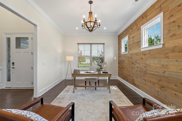 101 Cross Current Lane, Belmont, NC 28012