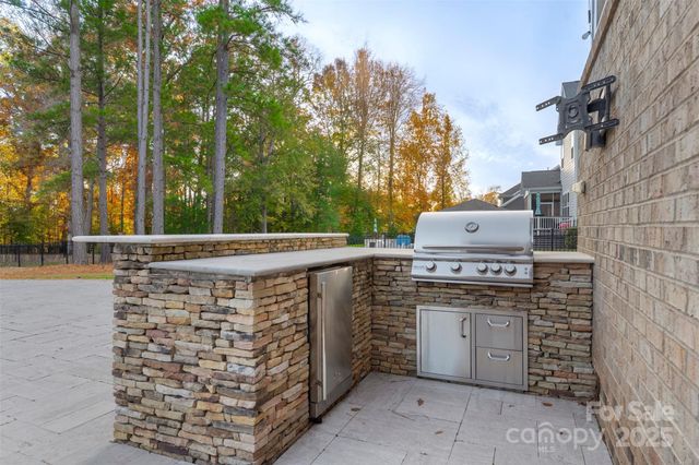 101 Cross Current Lane, Belmont, NC 28012