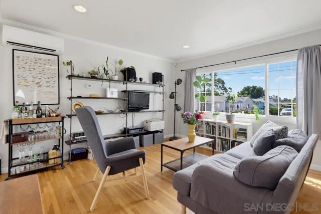 5162 Pirotte, San Diego, CA 92105