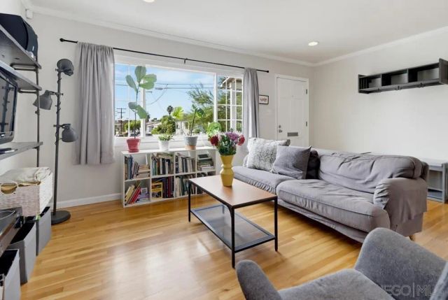 5162 Pirotte, San Diego, CA 92105