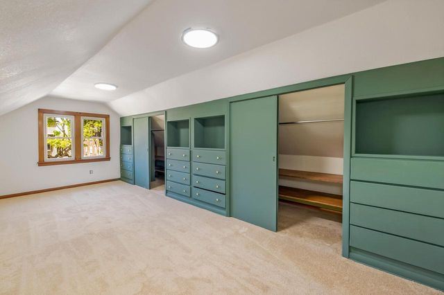 2808 Greeley AVENUE, Milwaukee, WI 53207
