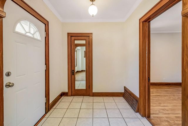 2808 Greeley AVENUE, Milwaukee, WI 53207