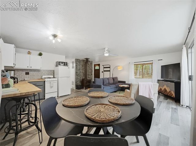 112 Denwood Drive, Florissant, CO 80816