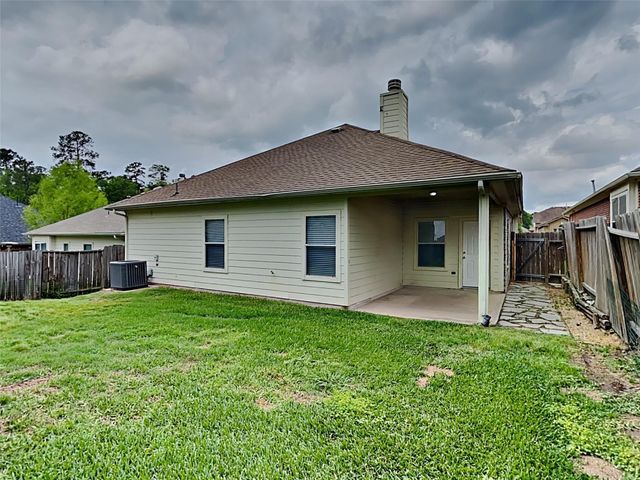 2315 Perkins Crossing Drive, Conroe, TX 77304
