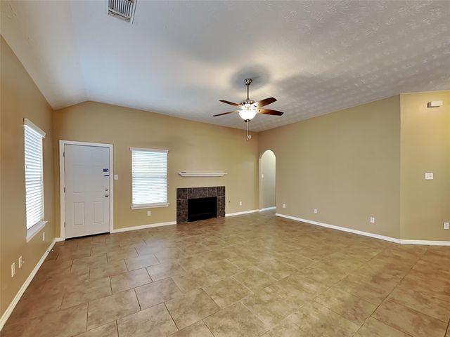 2315 Perkins Crossing Drive, Conroe, TX 77304