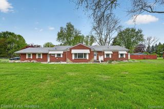 11000 Clinton River Road, Sterling Heights, MI 48314