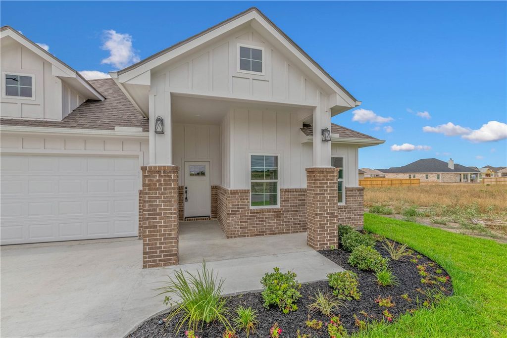 2811 Spector Drive, Bryan, TX 77808 — photo 2