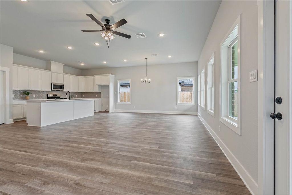 2811 Spector Drive, Bryan, TX 77808 — photo 4