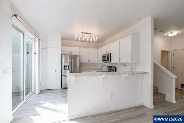 512 NW Celtis Ln, Hillsboro, OR 97124