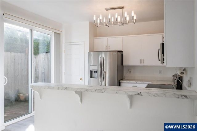 512 NW Celtis Ln, Hillsboro, OR 97124