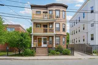 152-154 Glen St, Somerville, MA 02145
