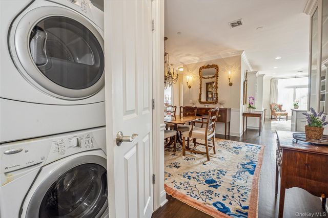 55 1st Street 414, Pelham, NY 10803