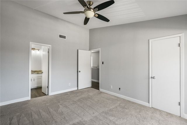 2406 Capitan Dr B, Corpus Christi, TX 78414