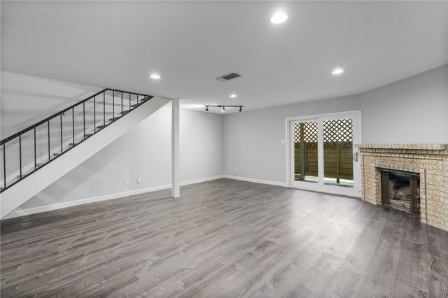 2406 Capitan Dr B, Corpus Christi, TX 78414