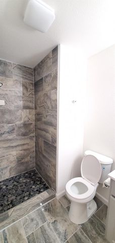 24 Church St, Empire, CA 95319