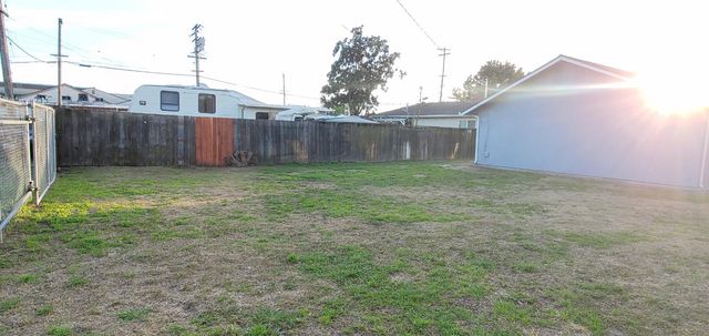 24 Church St, Empire, CA 95319