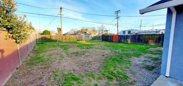 24 Church St, Empire, CA 95319