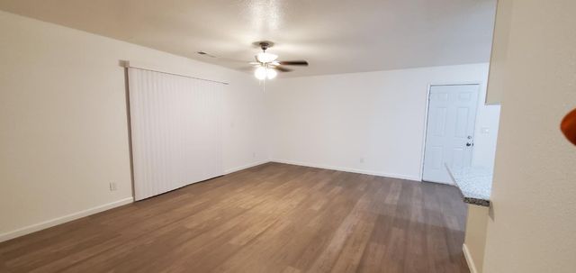 24 Church St, Empire, CA 95319