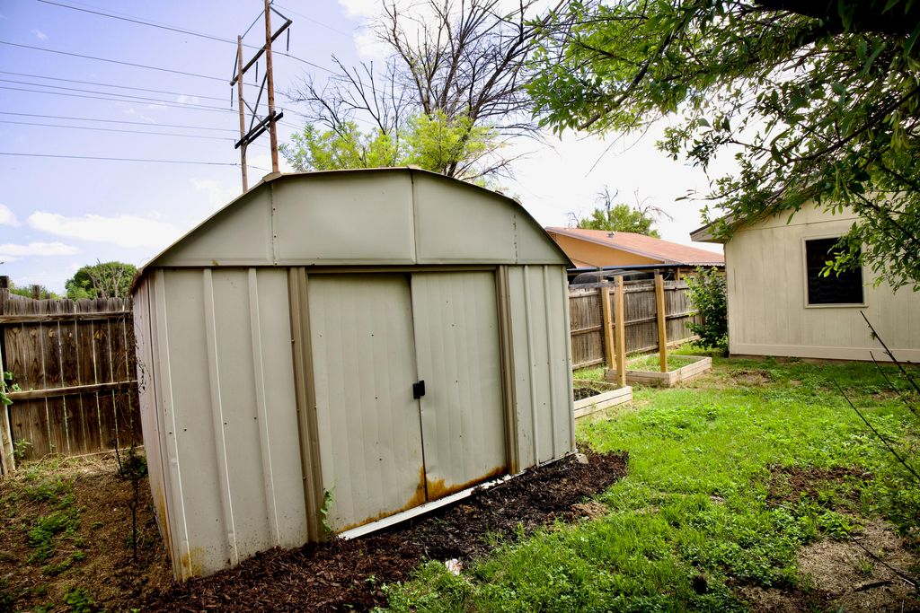Image 26 of property listing at 1339 Fox Hollow Street, San Angelo, TX 76905