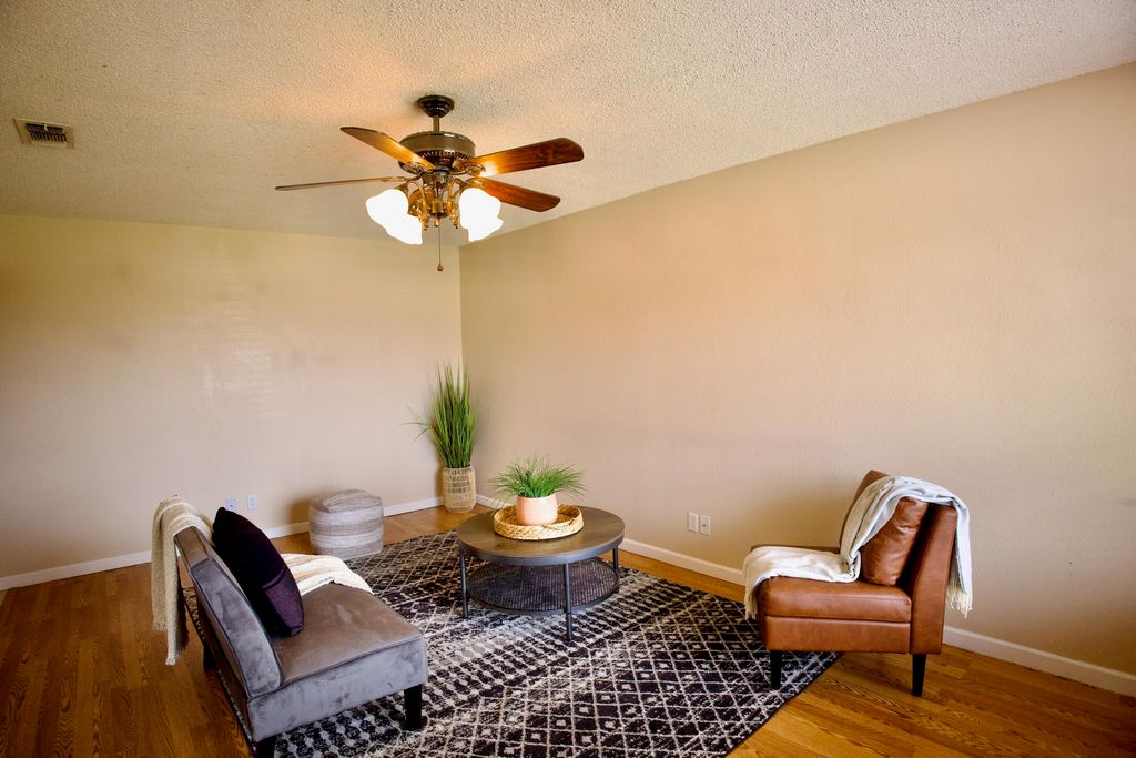 Image 3 of property listing at 1339 Fox Hollow Street, San Angelo, TX 76905