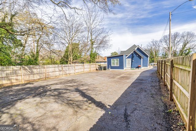 1678 Dorsey Avenue, East Point, GA 30344