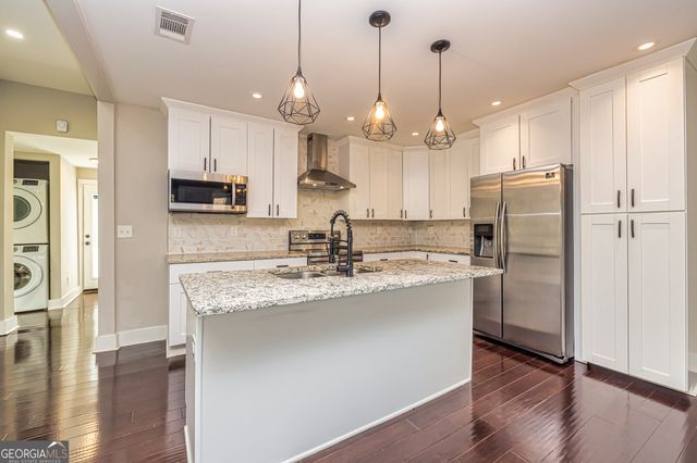 1678 Dorsey Avenue, East Point, GA 30344