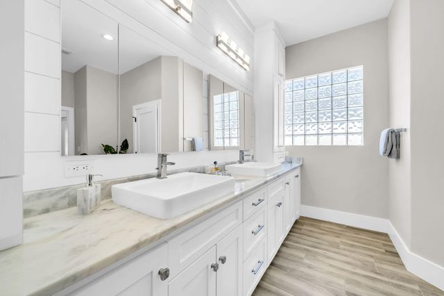 4328 Carriage Lane, Destin, FL 32541