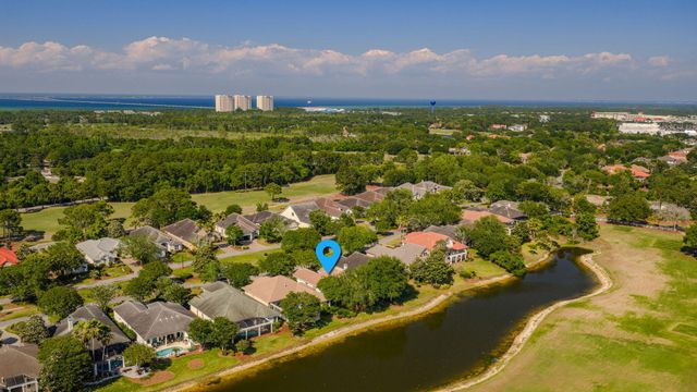 4328 Carriage Lane, Destin, FL 32541
