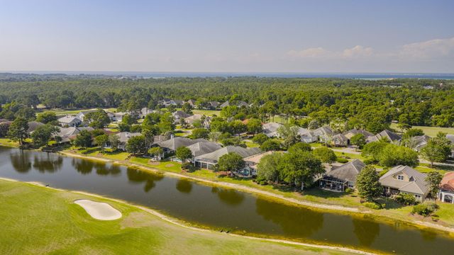 4328 Carriage Lane, Destin, FL 32541