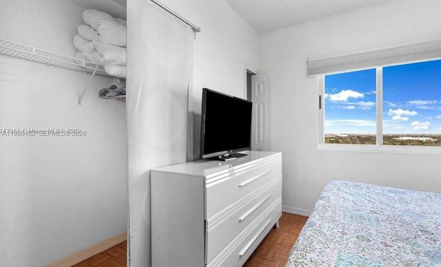 3500 Coral Way 1406, Miami, FL 33145