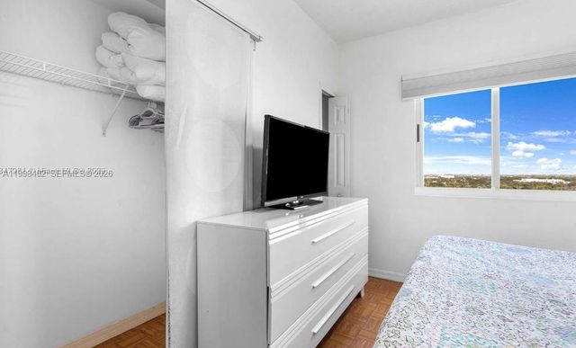 3500 Coral Way 1406, Miami, FL 33145