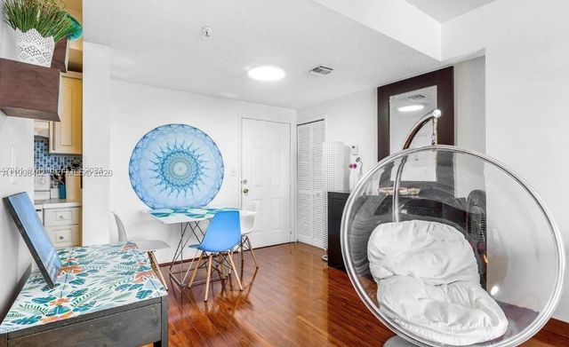 3500 Coral Way 1406, Miami, FL 33145