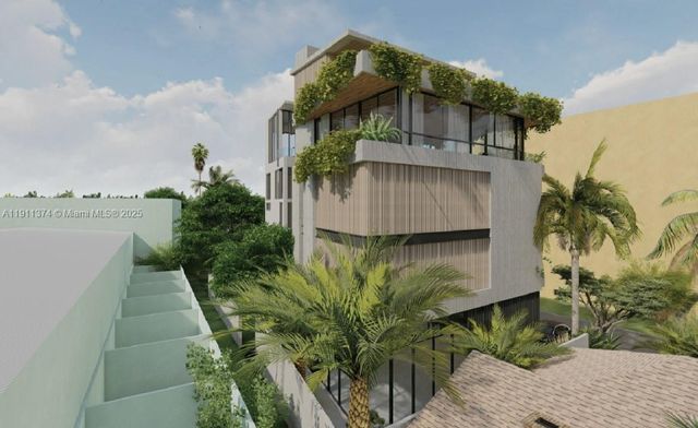 10 Century Ln, Miami Beach, FL 33139