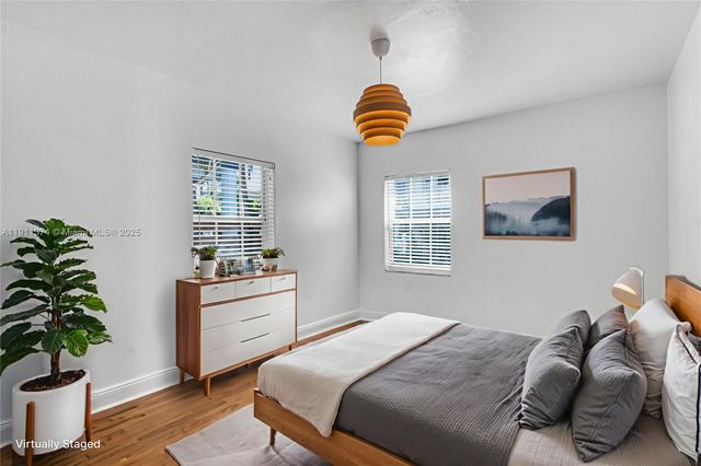 10 Century Ln, Miami Beach, FL 33139