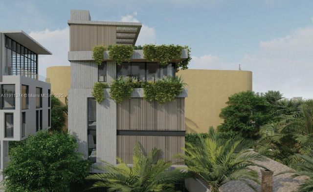 10 Century Ln, Miami Beach, FL 33139