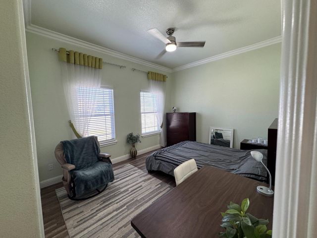 6276 Hilltop Drive, Sanger, CA 93657